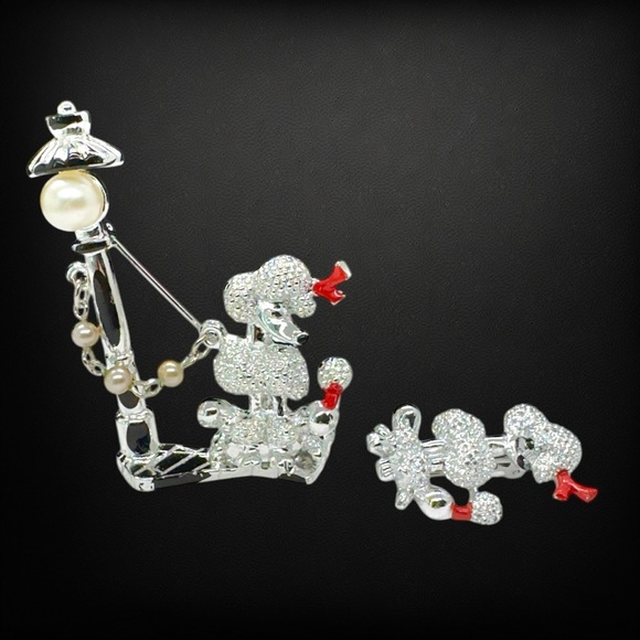 Vintage Faux Pearl & Enamel French Poodle & Light Post Brooch - Picture 4 of 7